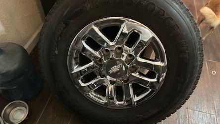 Chevy 2500  wheels