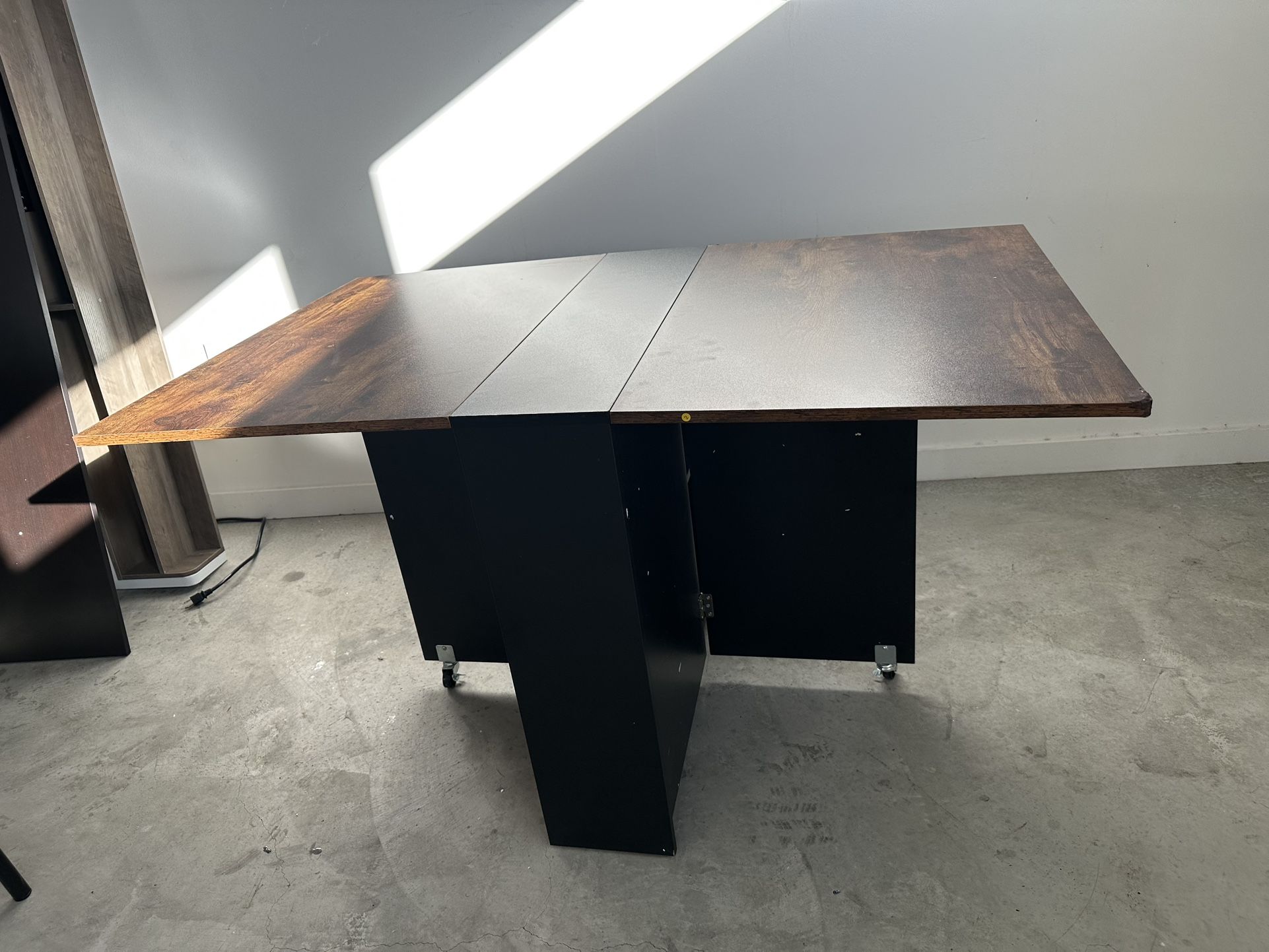 Tiptiper Folding Dining Table with 6 Wheels,