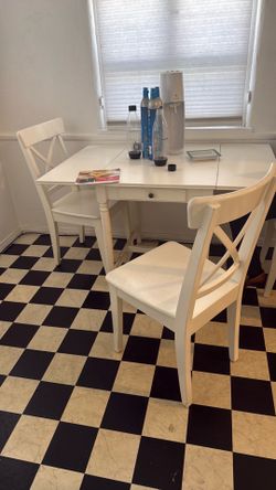 IKEA drop leaf kitchen table with 3 chairs