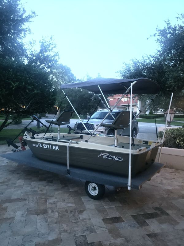 Sun Dolphin Pro 120 Fishing Boat with Trailer for Sale in Pompano Beach