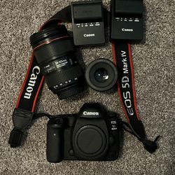 Canon EOS 5D Mark IV DSLR Kit