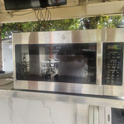 MICROWAVE....Goold Estar.