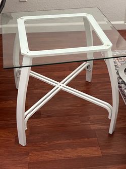 Hand table