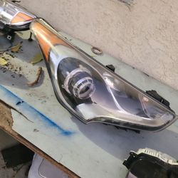 Pasenger Headlight Hyundai.jdm. 2017