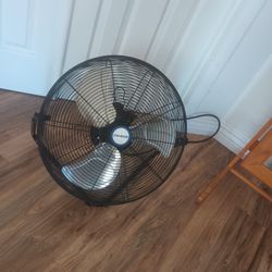 Circulator Floor Fan 