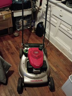 Honda GCV160  twin blade lawnmower