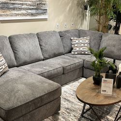 O'Phannon Putty 2-Piece Left-Arm Facing Sectional With Chaise
Ashley Furniture$10 Down Payment And Financing Available