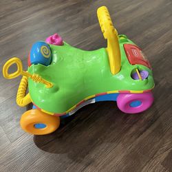 Playskool Step Start Walk 'n Ride Peppa Pig Active 2-in-1 Ride-On and Walker Toy