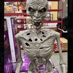 5 Foot Ultra Poseable N Stay Rotting Corpse Skeleton For Halloween - LED Eyes - Mouth & Tongue Adjustable - Body Poseable - NEW WITH TAG