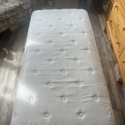 Twin Size Mattress 
