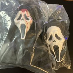 Ghostface Popcorn Bucket And Gripper Cup