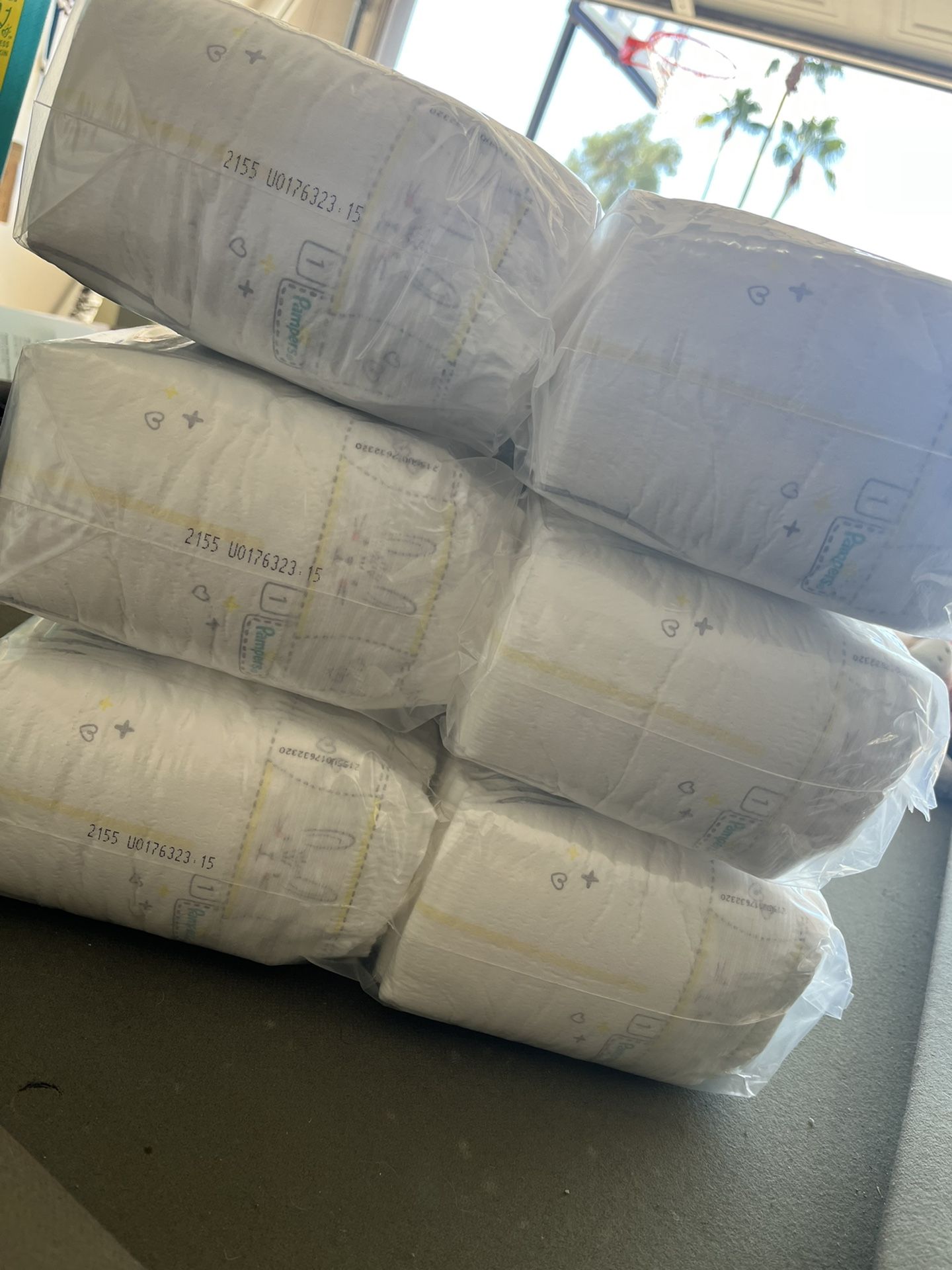 Size 1 Pampers Swaddlers