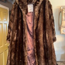 Russel Taylor Limited Edition Numbered Fur Full Length Cost 