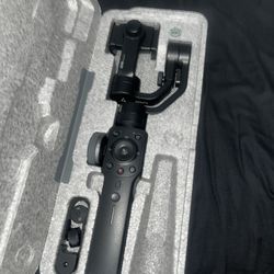 Zhiyun Smooth 4 gimbal stabilizer