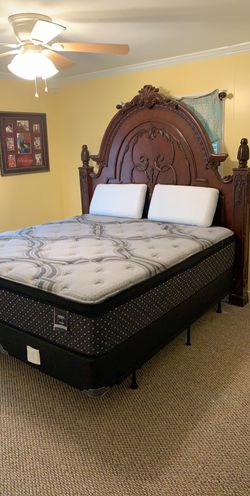 BRAND NEW IN PLASTIC- ( picture is for attention ) BRAND NEW MATTRESS SETS KING AND QUEEN