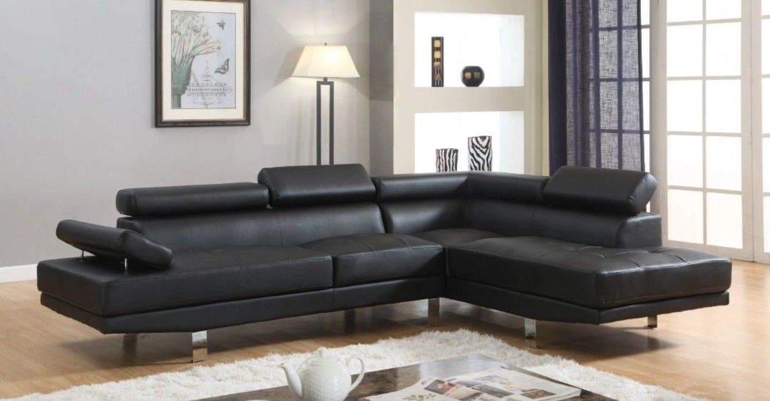 Antares Black Modern Sectional