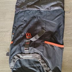 Quechua Arpenaz 40L Backpack Black & Orange Trails Biking Camping LIGHTWEIGHT