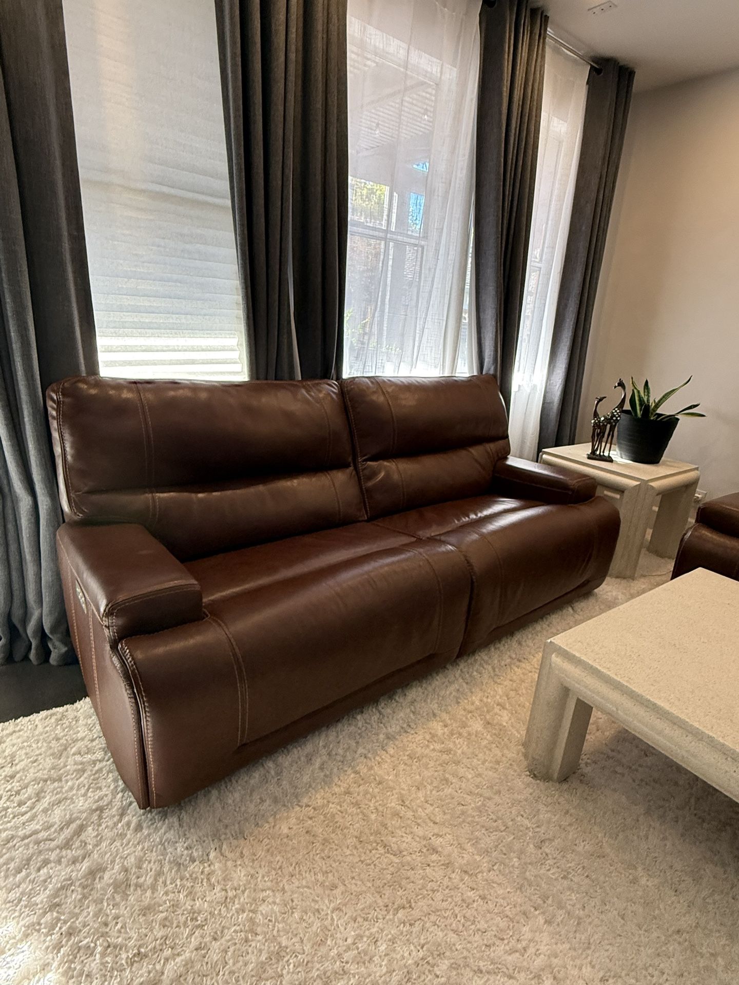 Need Gone ASAP reclining Leather Coaches