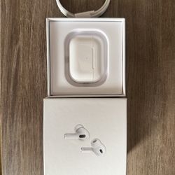 Air pod 2 pros with active noise canceling