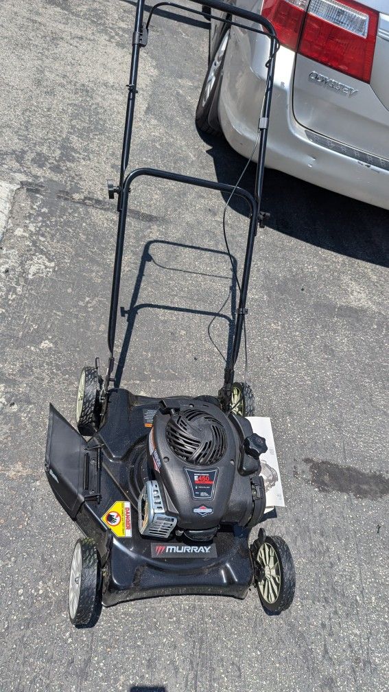 Small Lawn Mower 