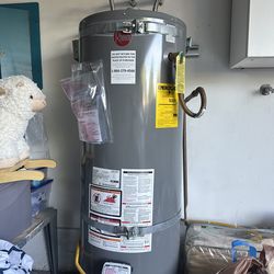 50 gal water heater semi new paid  802