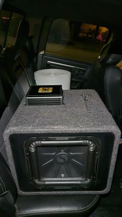 Kicker 12 inch L3 solo baric phoenix gold amp