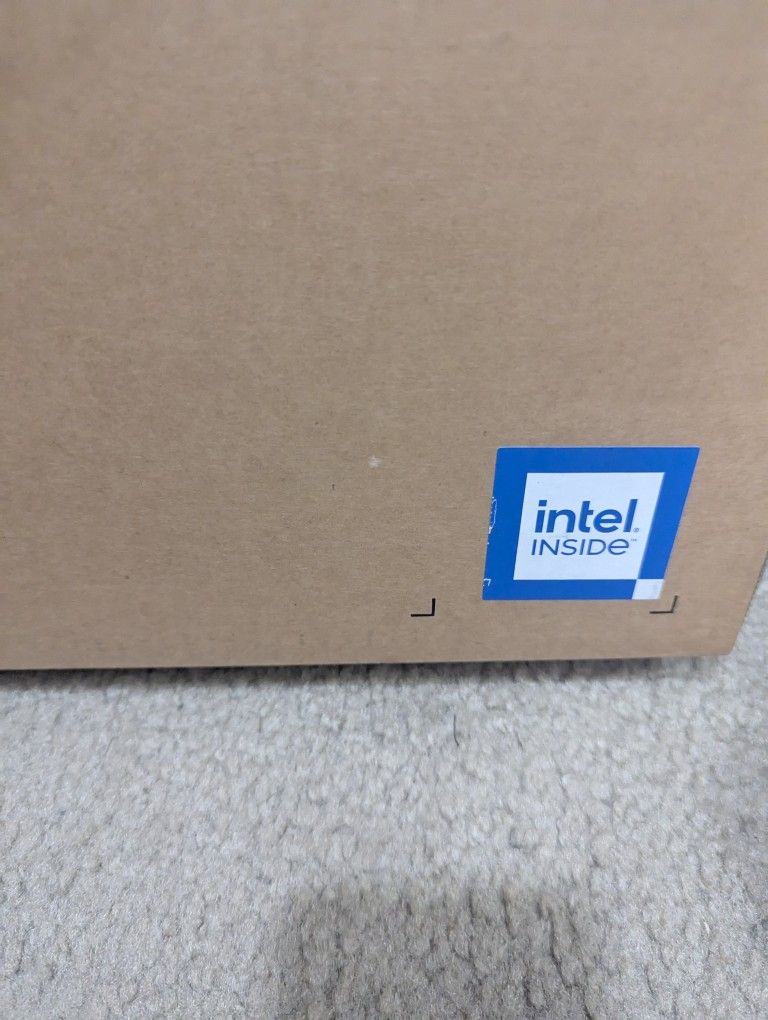 Brand New Laptop HP - Touchscreen
