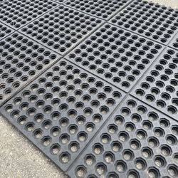 6 Heavy Duty Drainage Mats (restaurant, Gym, Garage)