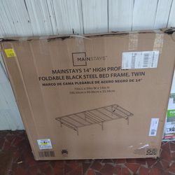MainStay Metal Foldable Bed 