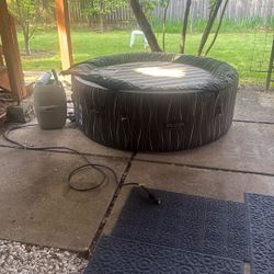 Inflatable Hot Tub