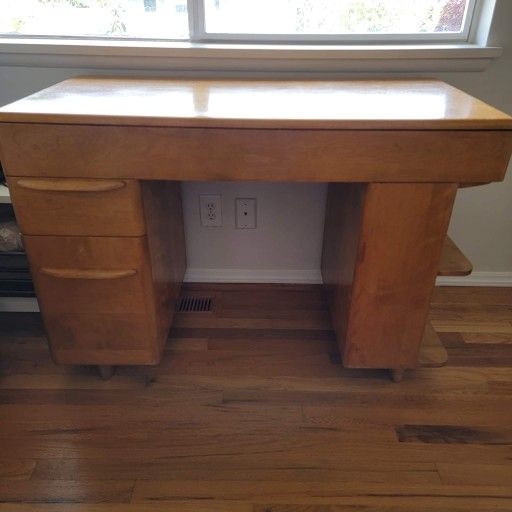 VINTAGE HEYWOOD WAKEFIELD STUDENT DESK