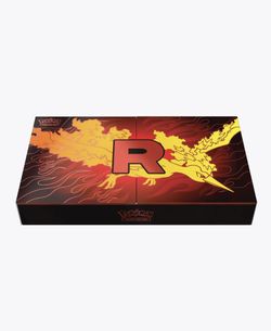Pokémon Team Rocket Moltres ex Ultra-Premium Collection 