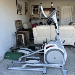 Elliptical Schwinn 420