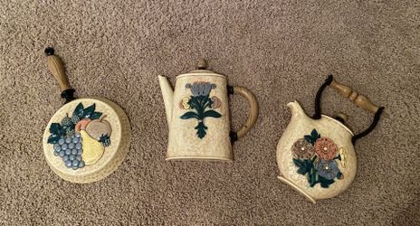 Home interiors kitchen 3 piece set $10