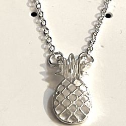 New 18” Pineapple Necklace with 2” chain extender