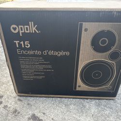 Polk T15 Bookshelf Speakers