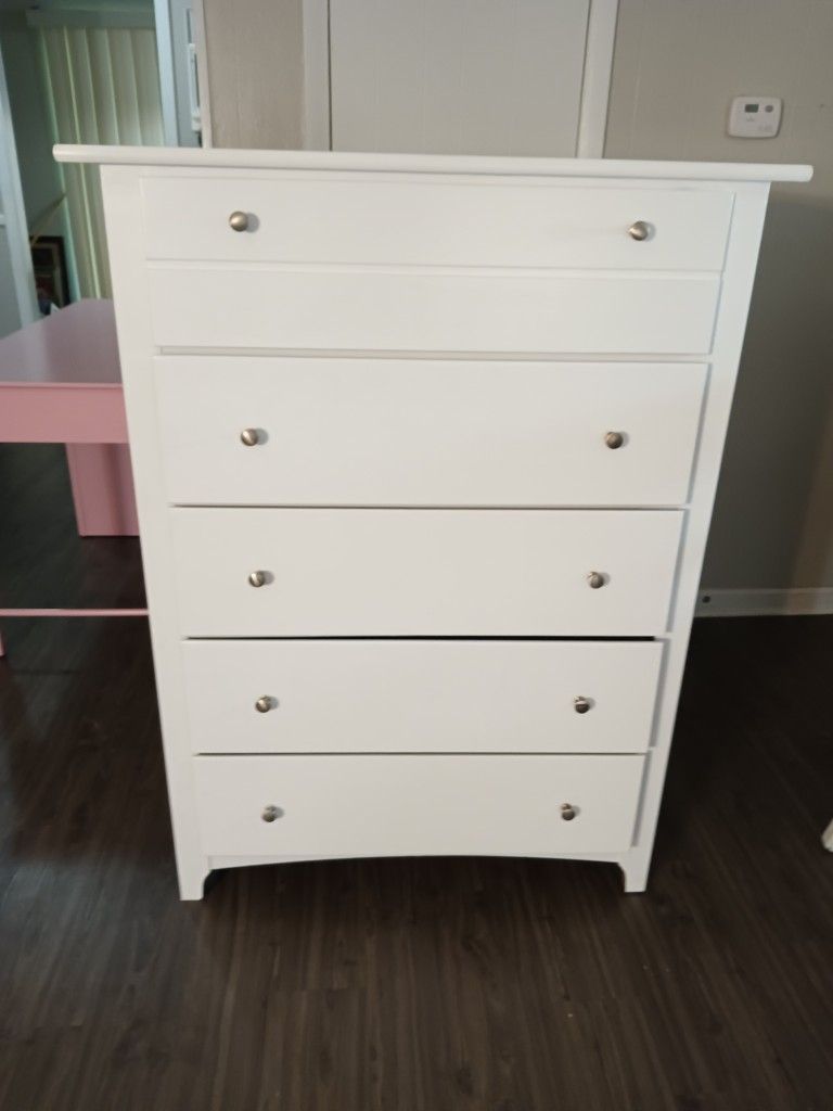 White Dresser 50 X 38 X18