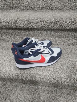 Nike Size 7Y