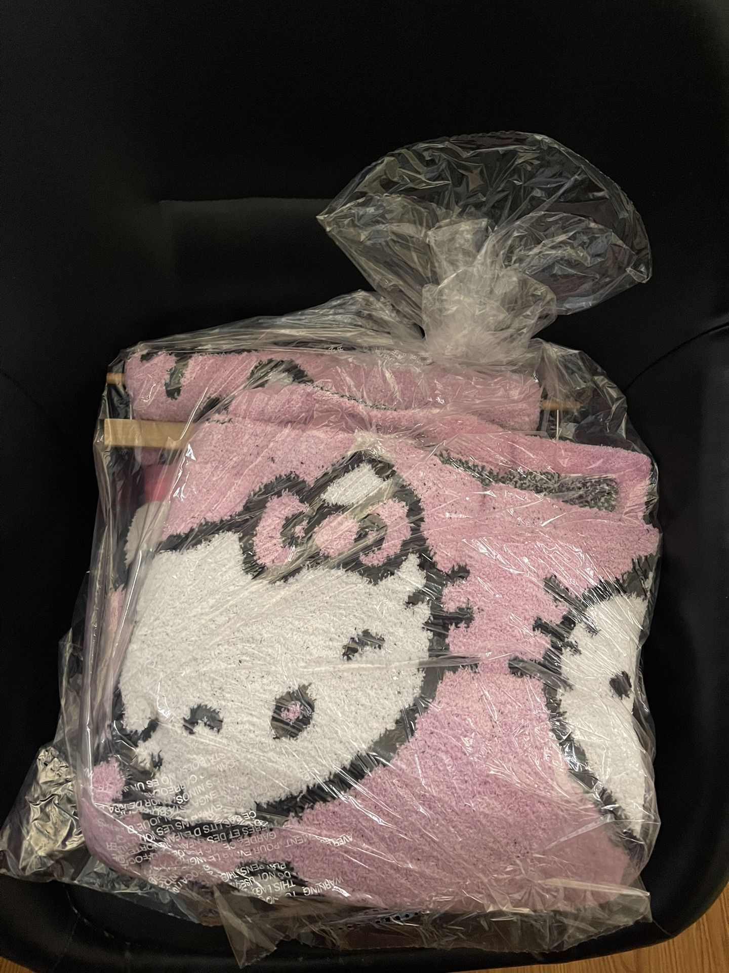 Hello Kitty Throw Blanket