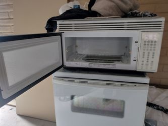 Microwave / Electric Stove