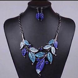 Vintage Style Enamel Leaf Jewelry Set 