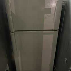 Ge Apartment Sizes Refrigerator Beige Color 