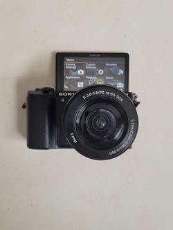Sony a5000 With 16-50mm Lens