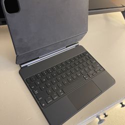 Apple Magic Keyboard: iPad Keyboard case for iPad Pro 11-inch