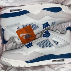 Air Jordan 4 Retro *Military Blue*