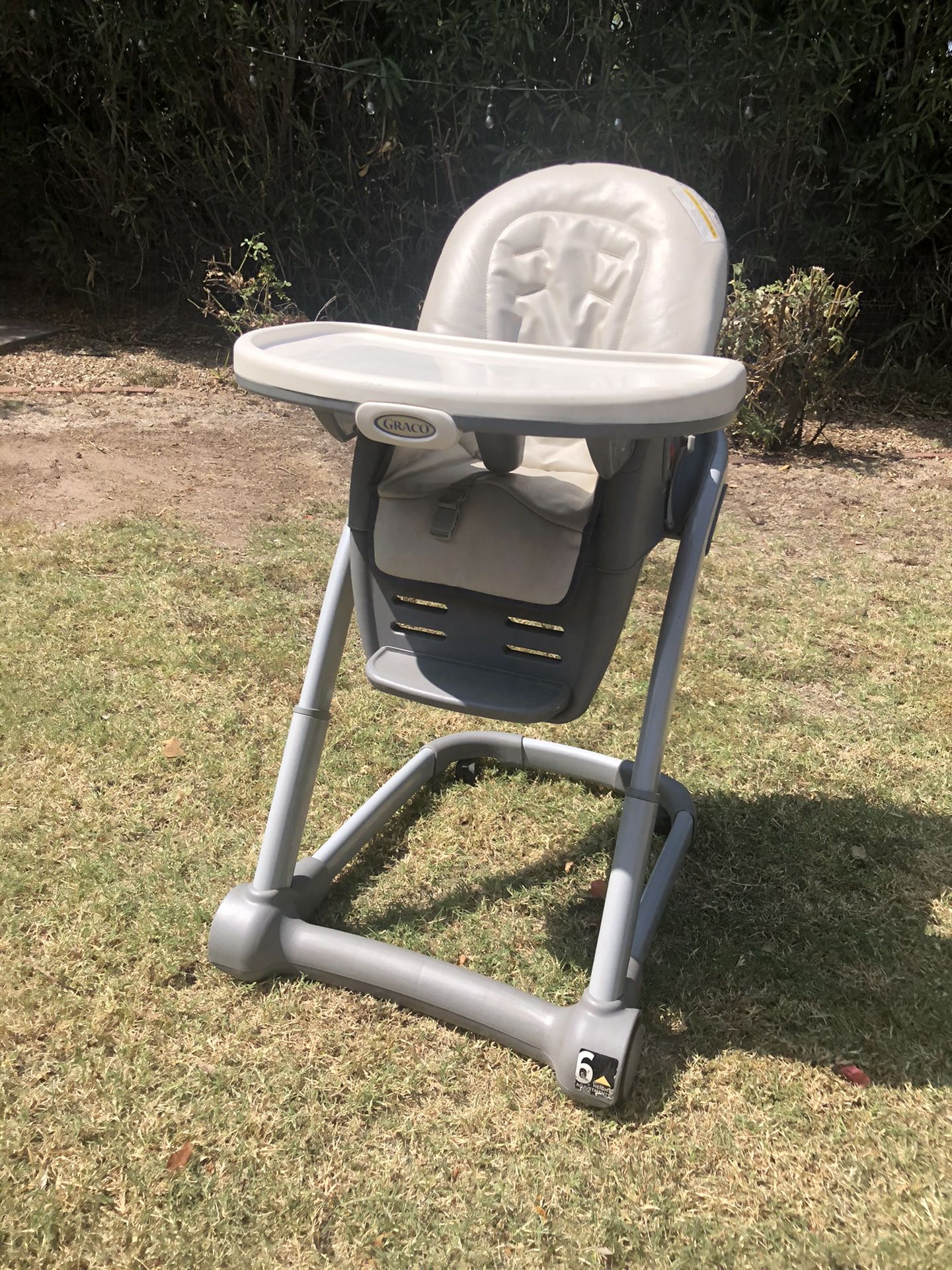 Pending pick up for Amber - Graco Highchair