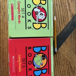 Bob Books Set 4 And 5 (missing 1 book)