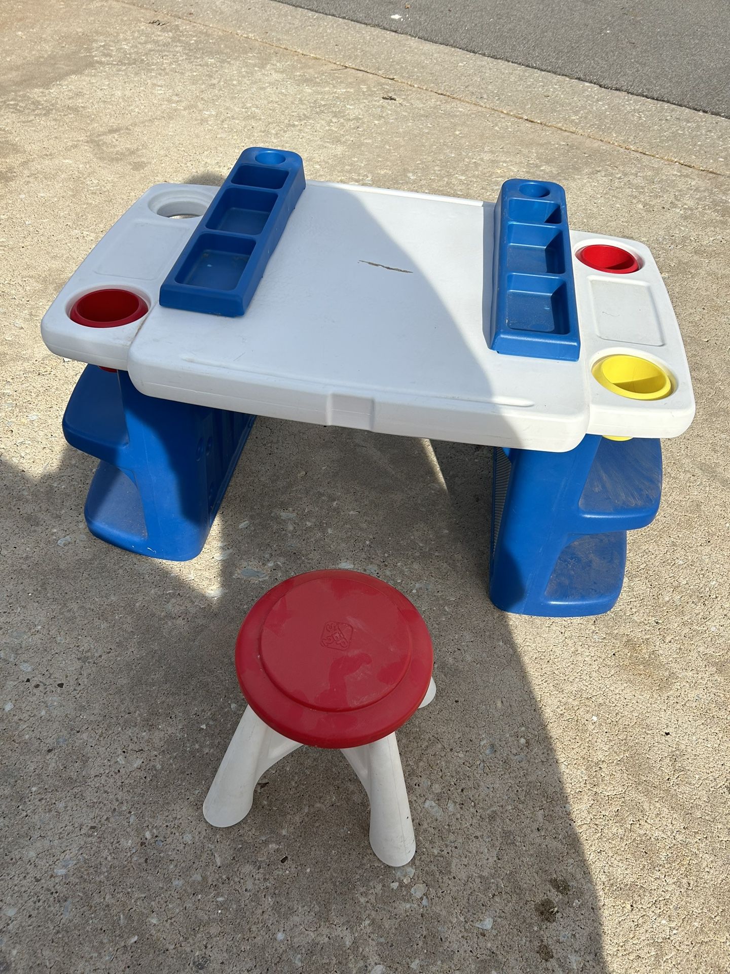 Kids Desk Toy with stool