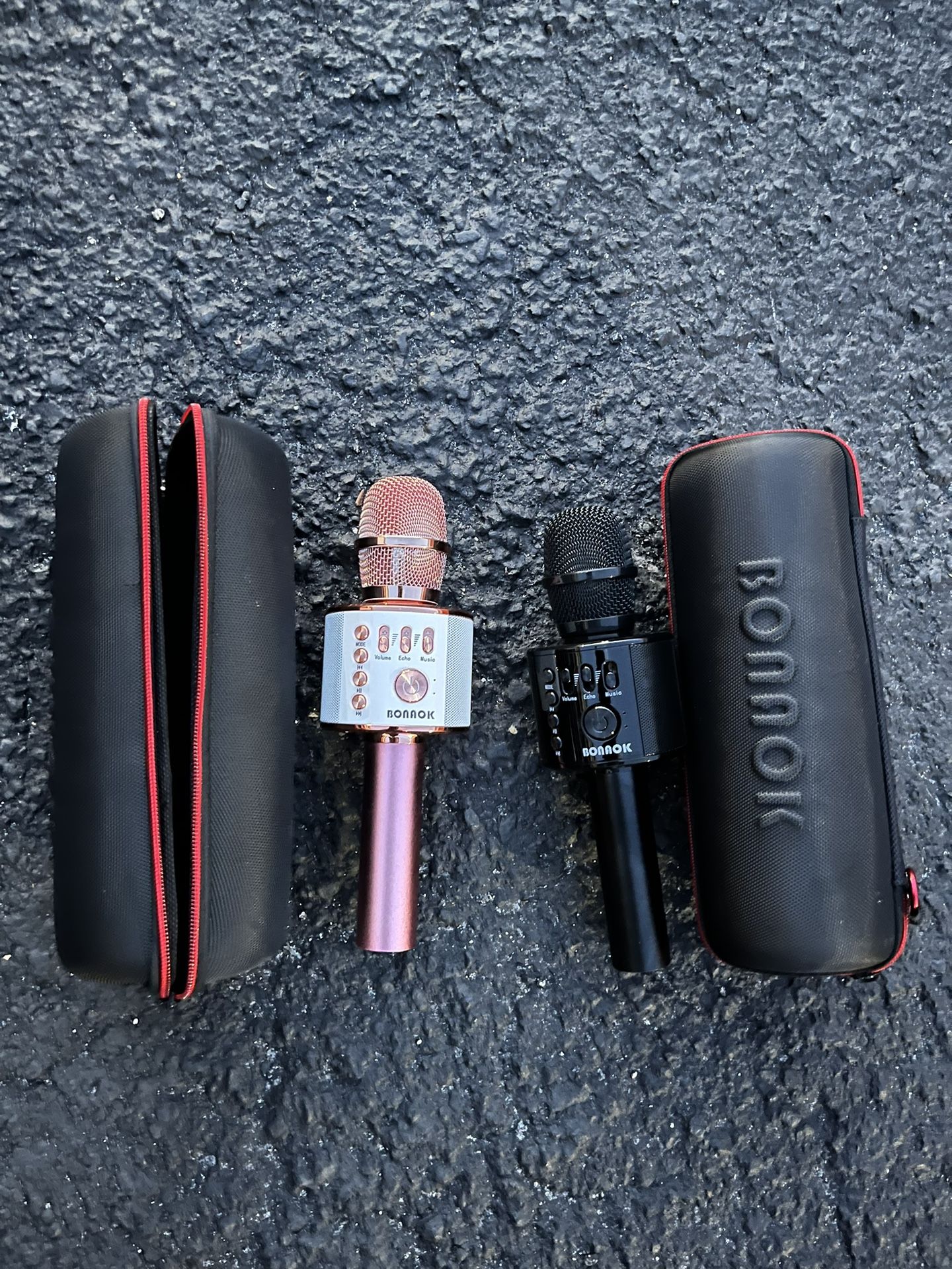 Karaoke mics Bluetooth