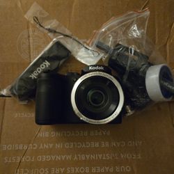 Kodak PIXPRO AZ252 3" Point & Shoot Digital Camera - Black